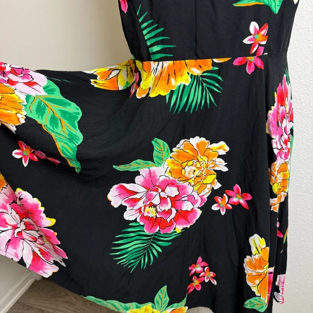 Fit & Flare Cami Mini Sun Dress  Sleeveless  Black Floral Size L - Picture 5 of 11